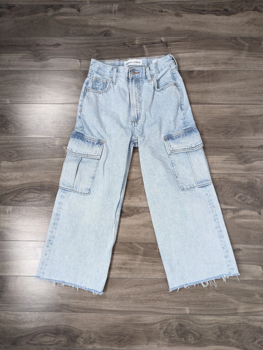 Denim Forum Women's Jeans Farrah High Rise Wide Cargo Light Wash Size 23